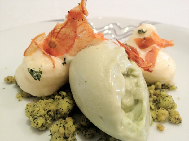 avocado and pistachio ice cream at gelonch