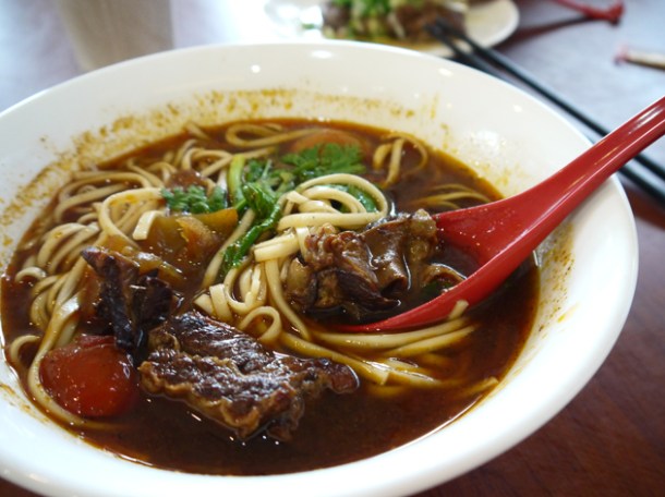 taiwan new beef noodle house beef noodle soup kenting