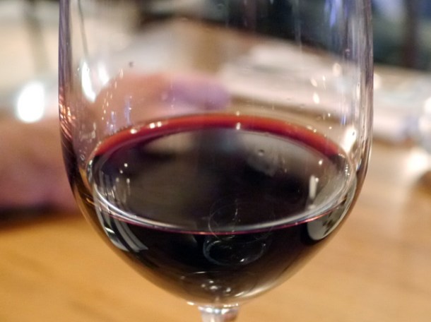 glass of 2009 syrah from tierra de castilla by casa delle valle at pizarro