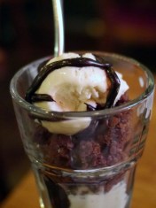 brownie sundae at porky's