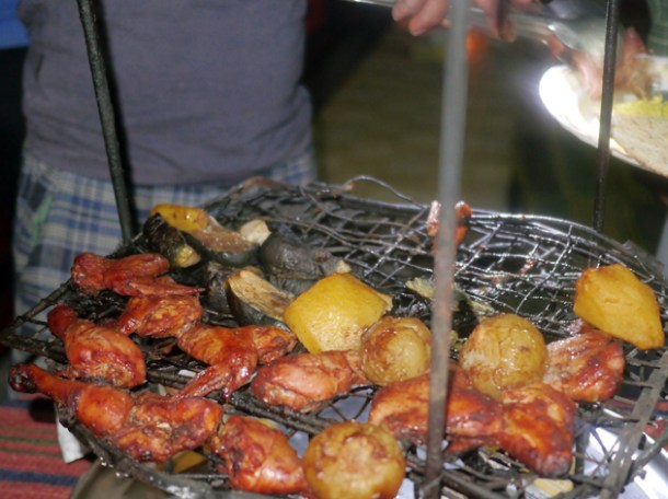 zarb cooked chicken and potatoes in wadi rum