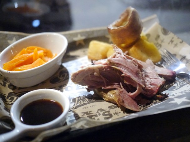 pork shoulder sunday roast at texas joe's brewdog shoreditch