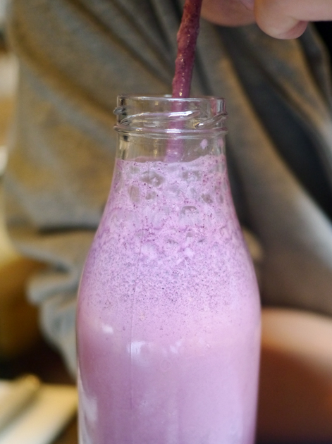 blueberry pancake milkshake at barnyard