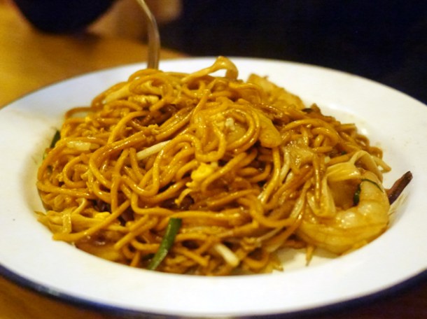 egg noodles with prawns at rosa's cafe carnaby street