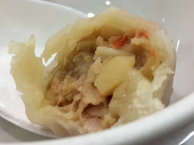 pork and vegetable dumpling filling at dumplings legend