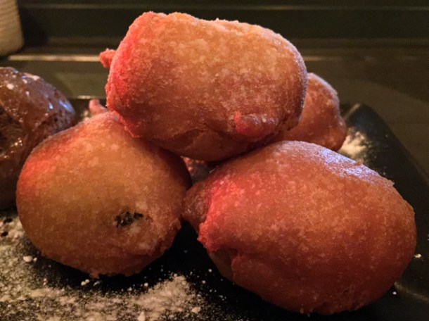 deep fried oreos at hotbox