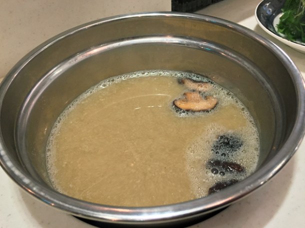 temple brew hotpot broth at shuang shuang