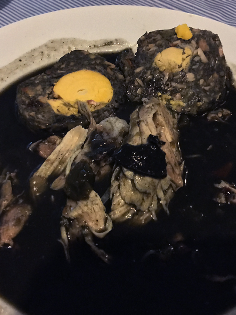 releno negro at la chaya maya