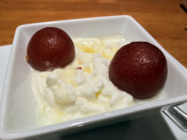gulab jamun in yoghurt at kailash momo