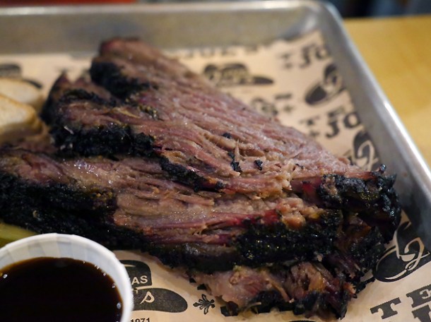 beef brisket at texas joe's london bridge