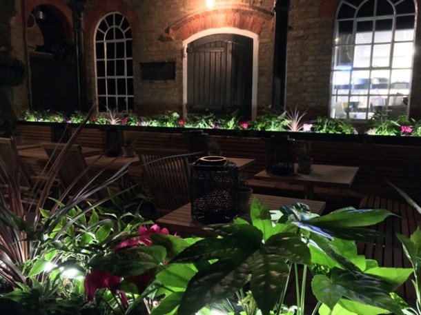 al fresco dining at rick stein barnes