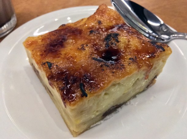 lokshen pudding crust at monty's deli