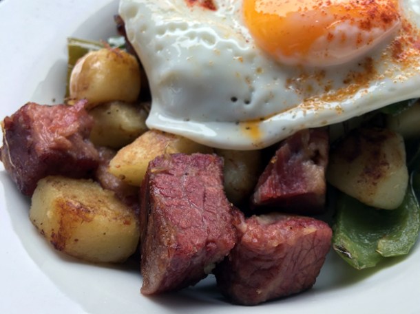 salt beef hash at monty's deli