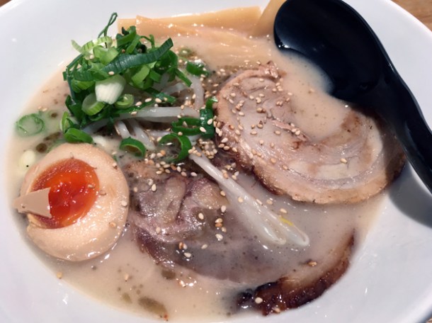 tonkotsu ramen at tonkotsu bankside