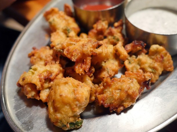 bhajya at diwana bhel poori