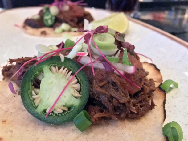beef tacos at el muro