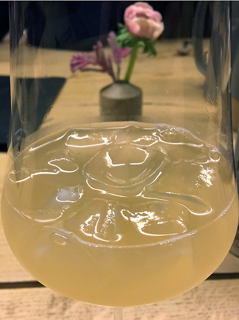 barley water at mãos