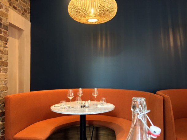 decor at Kyseri Fitzrovia