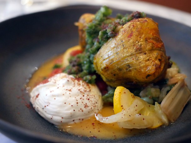 rice-stuffed courgette flowers at kyseri london