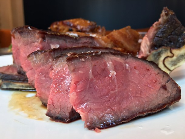 sirloin steak at kyseri fitzrovia