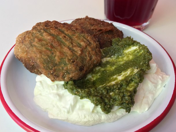 broadbean falafel at bababoom islington