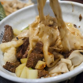 Murger Hanhan review – hearty, face-slapping noodles in&nbsp;Mayfair