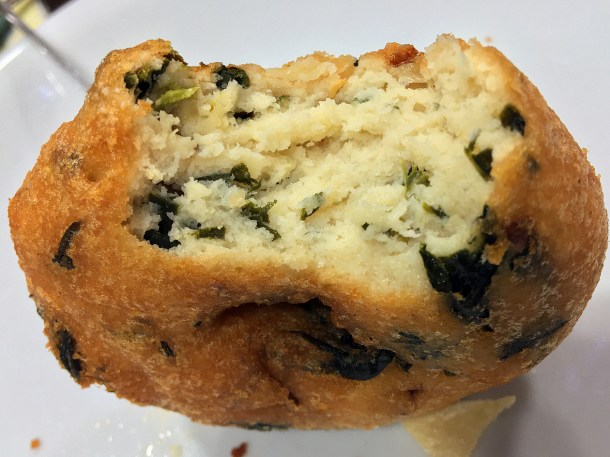 illustrative photo of the vadai at Everest Curry King Lewisham