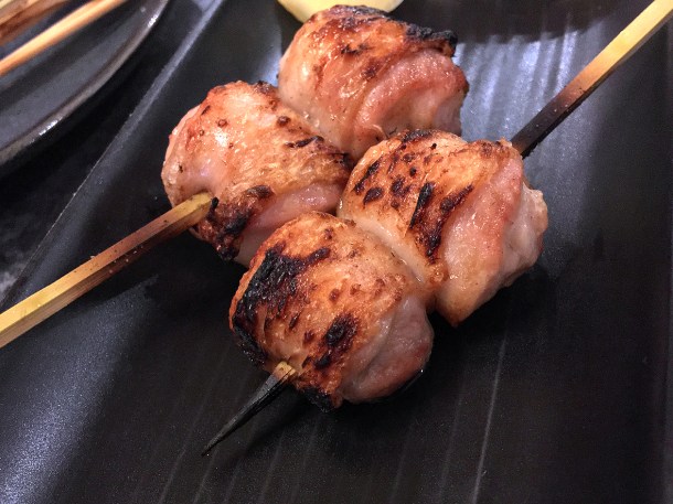 illustrative image of the chicken oyster yakitori at Junsei