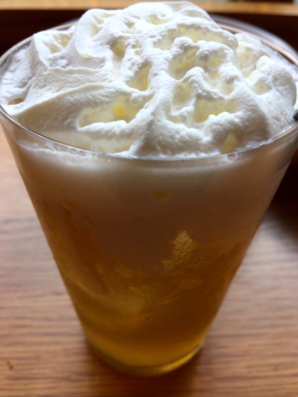 illustrative photo of the lemon iced tea at Bao Noodle Shop