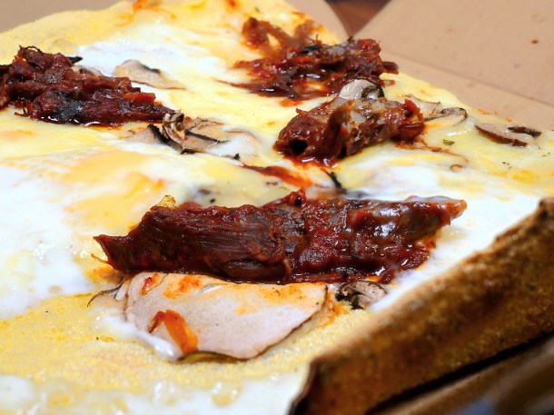 illustrative photo of the beef shin pizza from Zizzi's