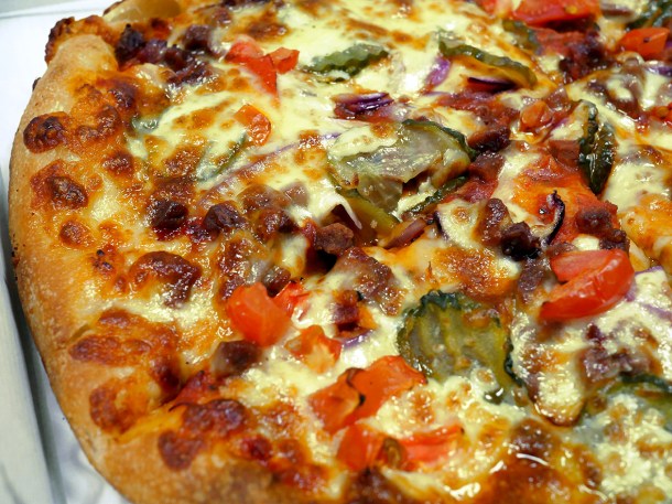 illustrative photo of the cheeseburger pizza from Pizza Gogo Tower Bridge