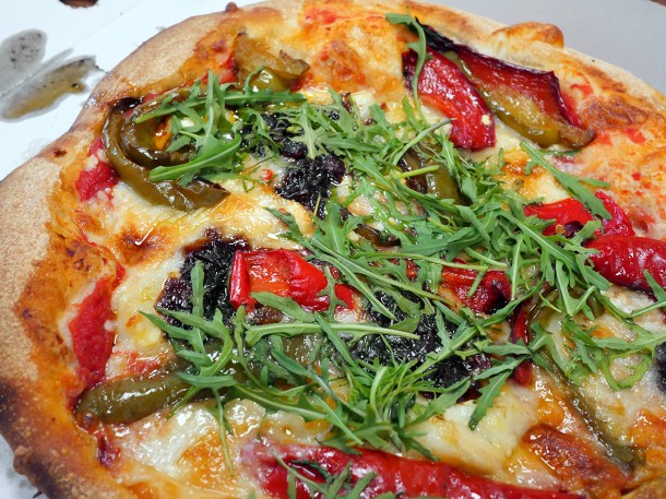 illustrative photo of the Daniele pizza from Azzurro