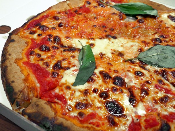 illustrative photo of the margherita pizza from Azzurro