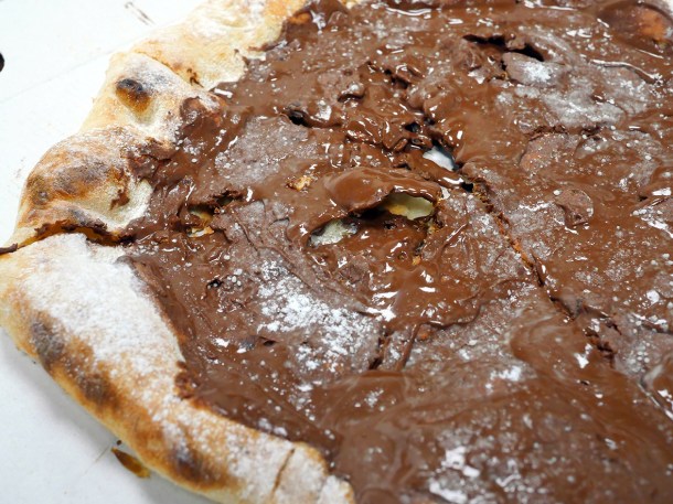 illustrative photo of the Nutella dessert pizza from Spizza Napoletana