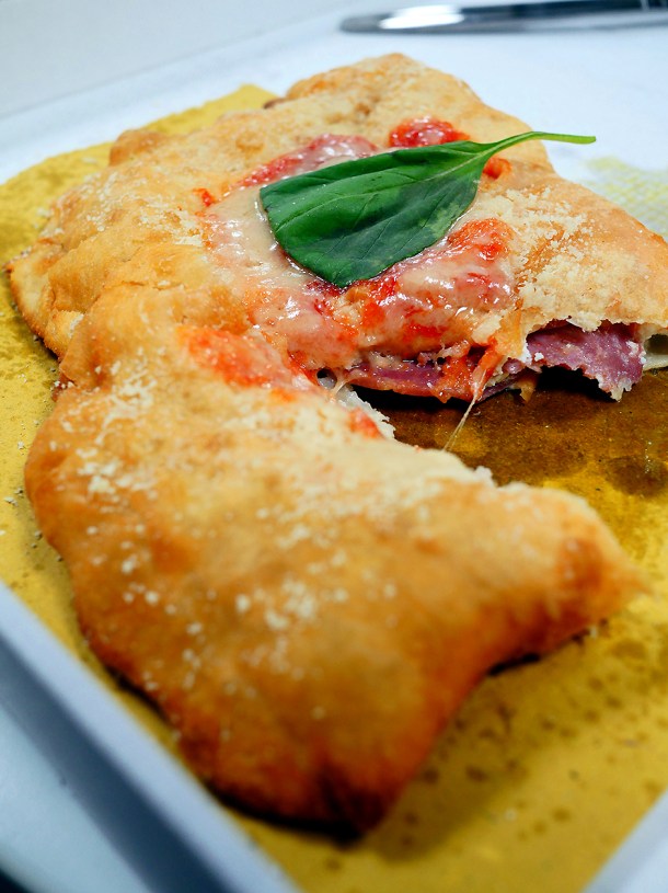 illustrative photo of the pizza fritta from Theo's Elephant and Castle