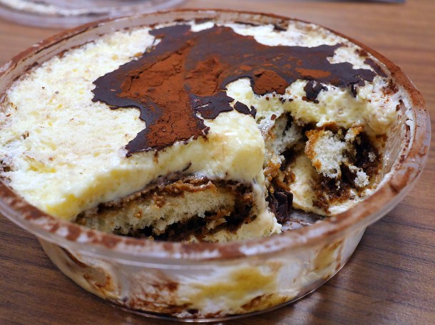 illustrative photo of the tiramisu from 50 Kalò di Ciro Salvo