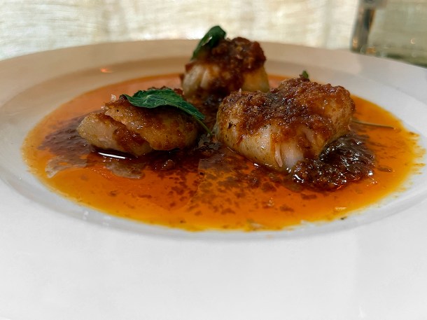 illustrative photo of the cod cheek biarritz at Camille