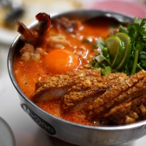 Speedboat Bar Notting Hill review – loud Thai food worth shouting&nbsp;about