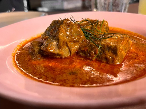illustrative photo of the beef rib panang curry at Singburi Shoreditch