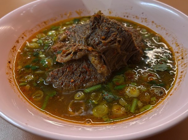 illustrative photo of the beef short rib gaeng om at Singburi Shoreditch
