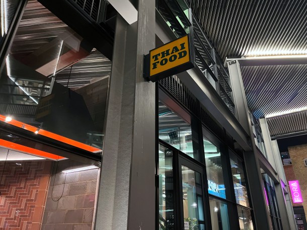 illustrative photo of the Singburi Shoreditch Thai food sign