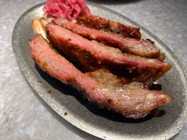 illustrative photo of the pork spare ribs at Hon's BBQ